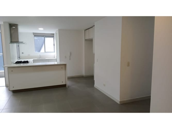 Apartamento de 3 alcobas en arriendo en Vía Las Palmas, Medellín, 105 m² · foto 7 de 24