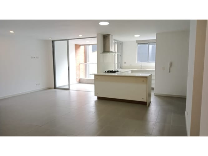Apartamento de 3 alcobas en arriendo en Vía Las Palmas, Medellín, 105 m² · foto 10 de 24