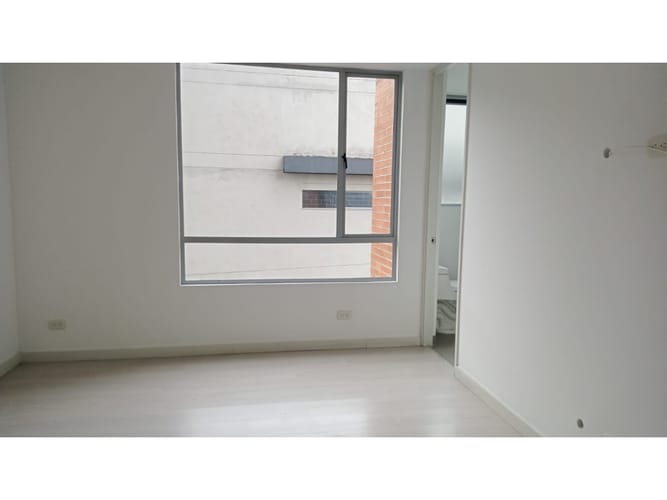 Apartamento de 3 alcobas en arriendo en Vía Las Palmas, Medellín, 105 m² · foto 21 de 24