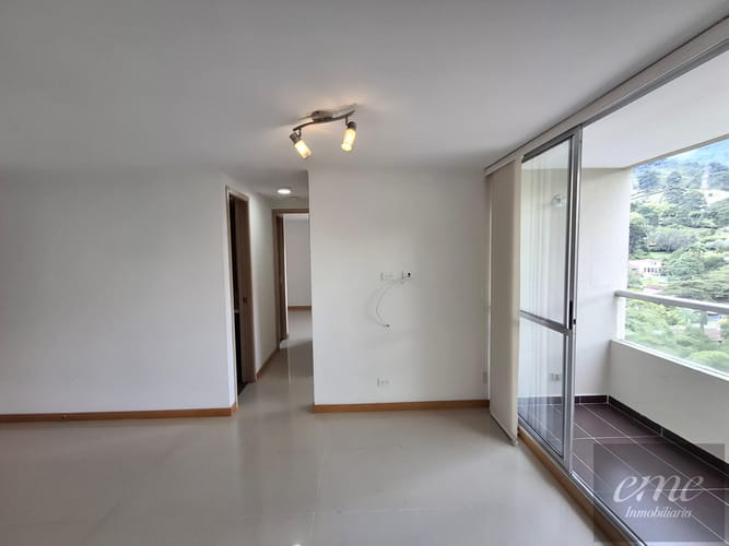 Apartamento de 2 alcobas en arriendo en Chile, La Estrella, 80 m² · foto 6 de 19