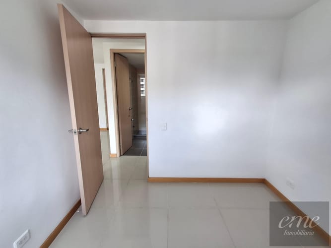 Apartamento de 2 alcobas en arriendo en Chile, La Estrella, 80 m² · foto 9 de 19