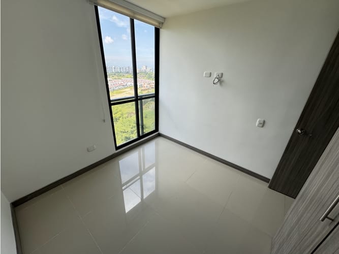 Apartamento de 2 alcobas en venta en Avenida Centenario, Armenia, 66 m² · foto 8 de 11