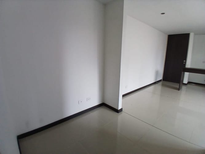 Apartamento de 3 alcobas en arriendo en Ditaires, Itagüí, 78 m² · foto 5 de 20