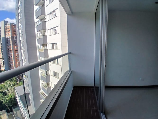 Apartamento de 3 alcobas en arriendo en Ditaires, Itagüí, 78 m² · foto 8 de 20