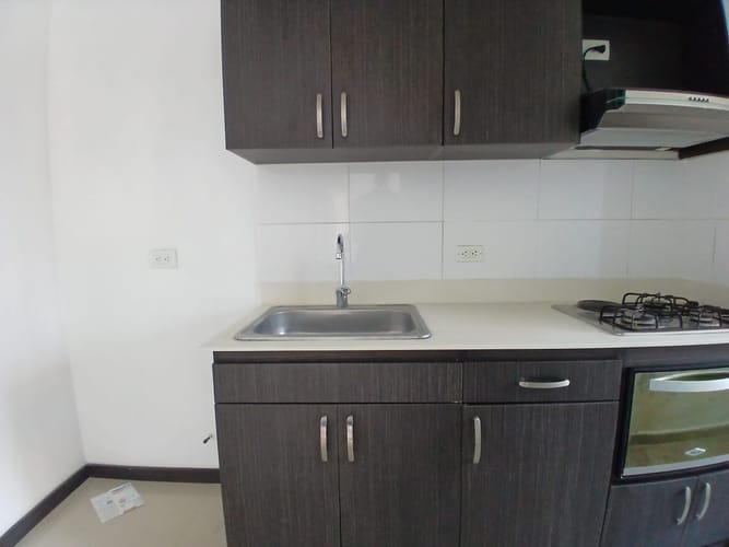 Apartamento de 3 alcobas en arriendo en Ditaires, Itagüí, 78 m² · foto 11 de 20