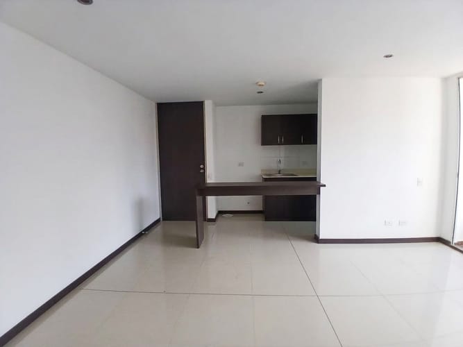 Apartamento de 3 alcobas en arriendo en Ditaires, Itagüí, 78 m² · foto 13 de 20
