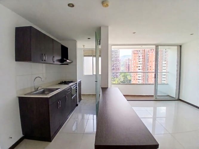 Apartamento de 3 alcobas en arriendo en Ditaires, Itagüí, 78 m² · foto 14 de 20