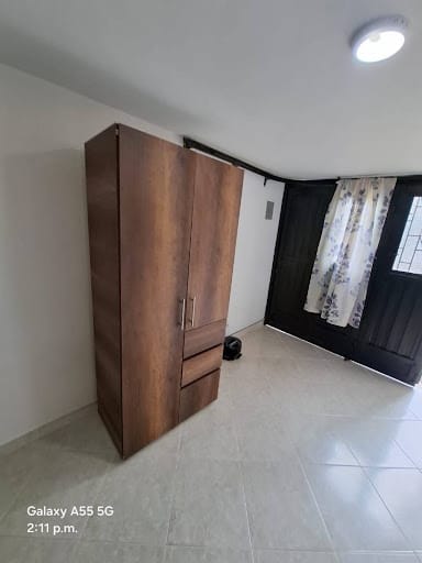 Apartaestudio en arriendo en Cristobal, Medellín, 20 m² · foto 2 de 11