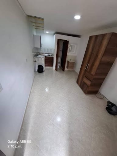 Apartaestudio en arriendo en Cristobal, Medellín, 20 m² · foto 10 de 11