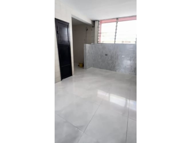 Apartaestudio en venta en Pinares, Bogotá, 110 m² · foto 8 de 16