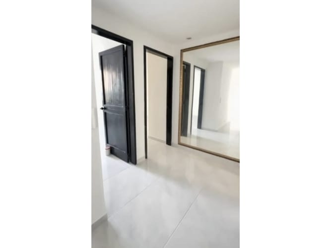 Apartaestudio en venta en Pinares, Bogotá, 110 m² · foto 12 de 16