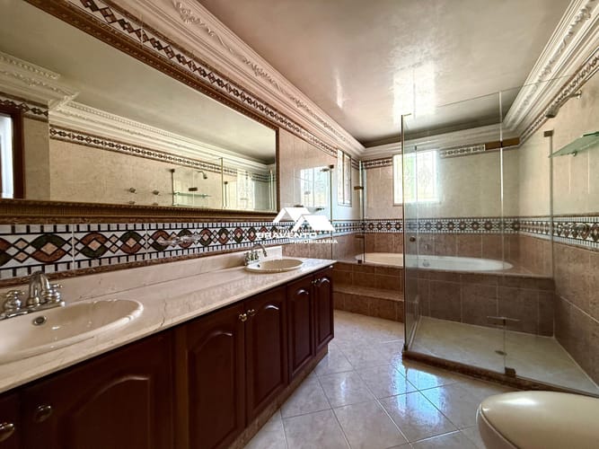 Casa de 4 alcobas en venta en La Calera, Medellín, 520 m² · foto 9 de 24