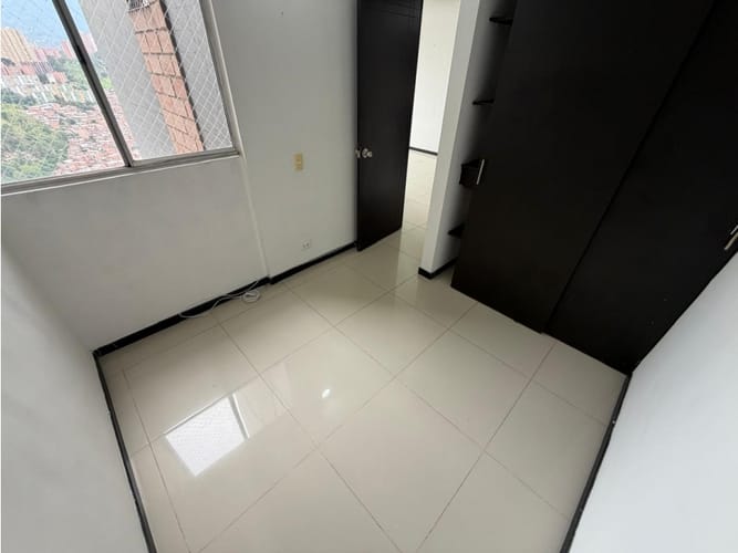 Apartamento de 2 alcobas en arriendo en Cucaracho, Medellín, 43 m² · foto 7 de 9