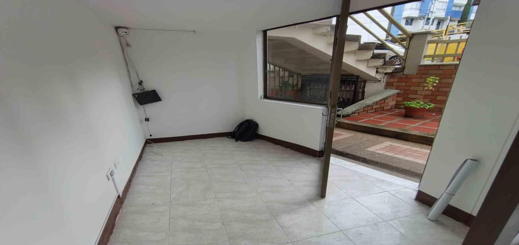 Local en arriendo en Campohermoso, Manizales, 43 m² · foto 19 de 24