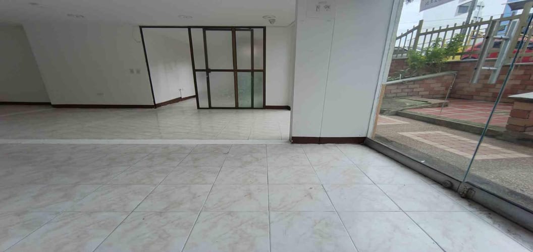 Local en arriendo en Campohermoso, Manizales, 43 m² · foto 23 de 24