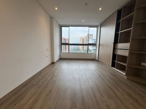 Apartamento de 2 alcobas en arriendo en Los Balsos, Medellín, 87 m² · foto 9 de 22