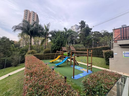 Apartamento de 2 alcobas en arriendo en Los Balsos, Medellín, 87 m² · foto 19 de 22