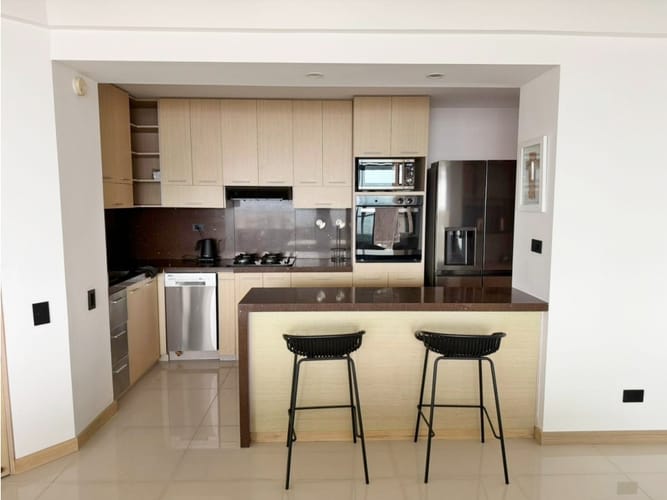 Apartamento de 3 alcobas en arriendo en Cumbres, Envigado, 125 m² · foto 2 de 12