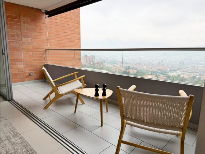 Apartamento de 3 alcobas en arriendo en Cumbres, Envigado, 125 m² · foto 12 de 12