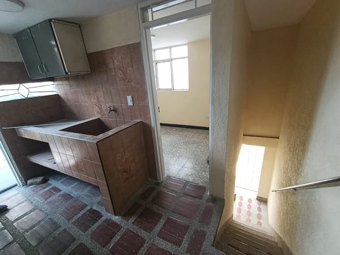 Casa de 4 alcobas en arriendo en Siete De Agosto, Cali, 220 m² · foto 6 de 23