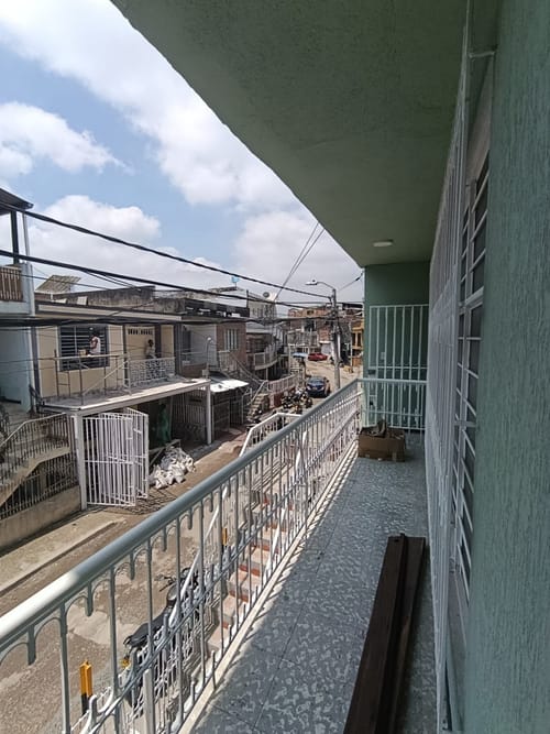 Casa de 4 alcobas en arriendo en Siete De Agosto, Cali, 220 m² · foto 19 de 23