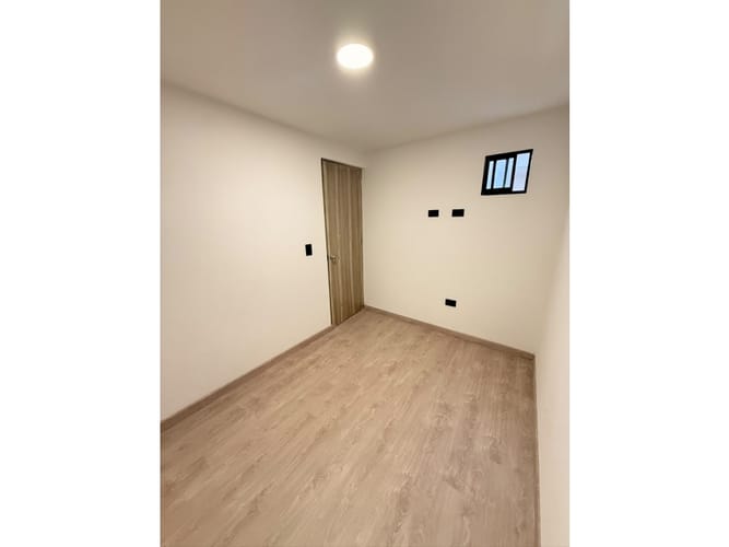 Apartamento de 3 alcobas en venta en Brasilia, Medellín, 69 m² · foto 6 de 10