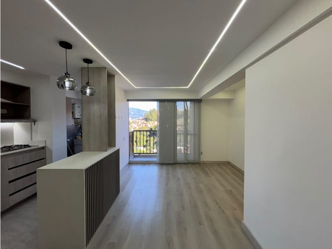 Apartamento de 2 alcobas en venta en Cucaracho, Medellín, 45 m² · foto 4 de 11
