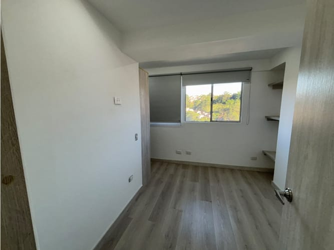 Apartamento de 2 alcobas en venta en Cucaracho, Medellín, 45 m² · foto 9 de 11