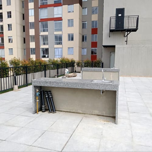 Apartamento de 2 alcobas en venta en San Cipriano, Bogotá, 36 m² · foto 2 de 15