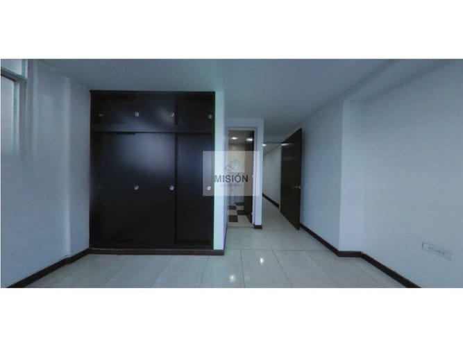 Casa de 9 alcobas en arriendo en Nueva Marsella, Zipaquirá, 702 m² · foto 2 de 24