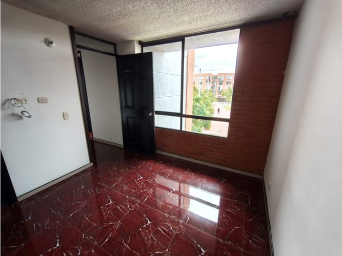 Apartamento de 3 alcobas en venta en Conjunto Residencial Prados Reserva De Madrid, Madrid, 62 m² · foto 14 de 24