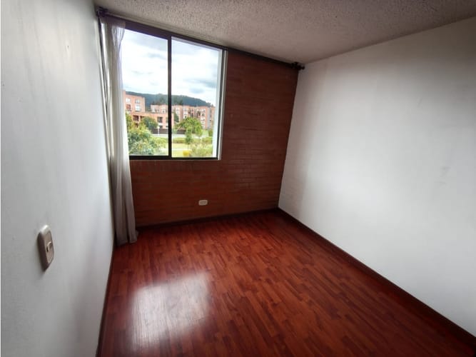 Apartamento de 3 alcobas en venta en Conjunto Residencial Prados Reserva De Madrid, Madrid, 62 m² · foto 15 de 24