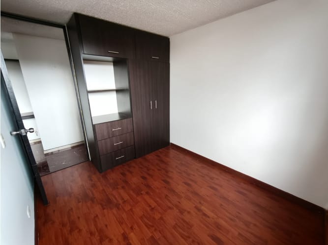Apartamento de 3 alcobas en venta en Conjunto Residencial Prados Reserva De Madrid, Madrid, 62 m² · foto 16 de 24