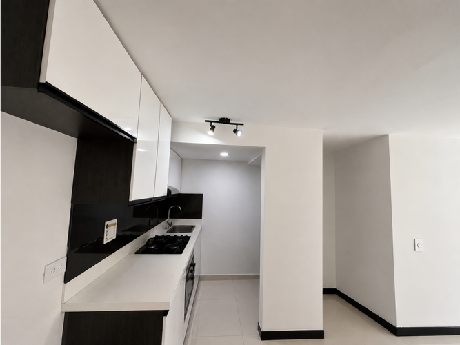 Apartamento de 2 alcobas en venta en Carmelo, Bello, 41 m² · foto 3 de 17