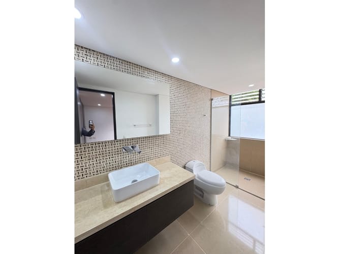Apartamento de 4 alcobas en arriendo en Vía Las Palmas, Medellín, 295 m² · foto 13 de 24