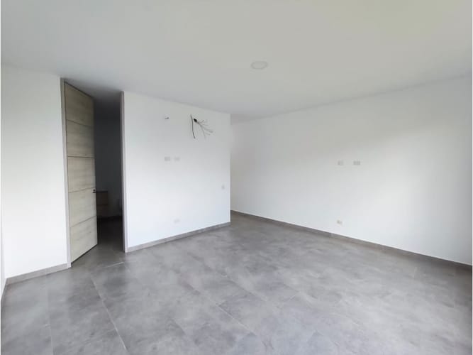 Casa de 6 alcobas en venta en Cerritos, Pereira, 340 m² · foto 13 de 17