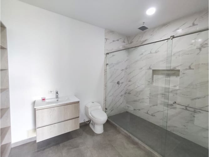 Casa de 6 alcobas en venta en Cerritos, Pereira, 340 m² · foto 14 de 17
