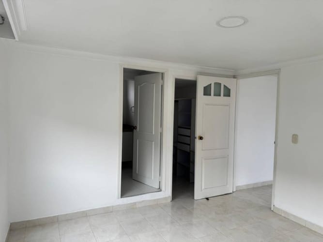 Apartaestudio en arriendo en El Poblado, Medellín, 52 m² · foto 13 de 14