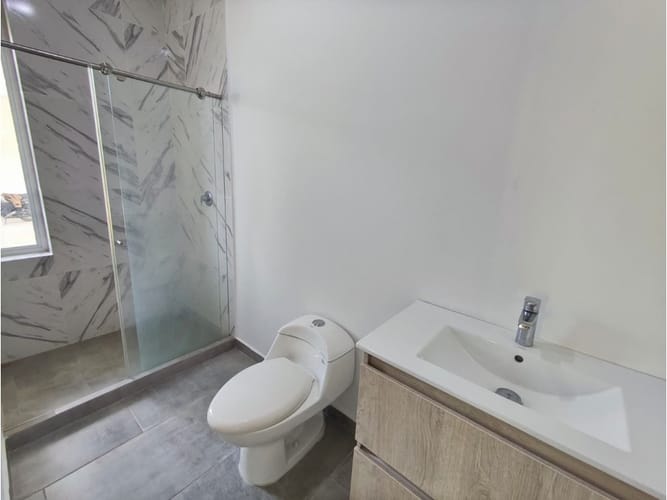 Casa de 6 alcobas en venta en Cerritos, Pereira, 340 m² · foto 15 de 17