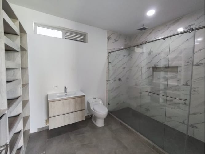 Casa de 6 alcobas en venta en Cerritos, Pereira, 340 m² · foto 17 de 17