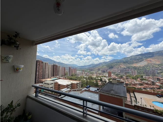 Apartamento de 3 alcobas en venta en Barrio Nuevo, Bello, 67 m² · foto 6 de 24