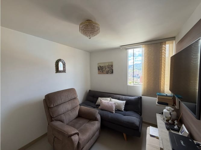 Apartamento de 3 alcobas en venta en Barrio Nuevo, Bello, 67 m² · foto 10 de 24
