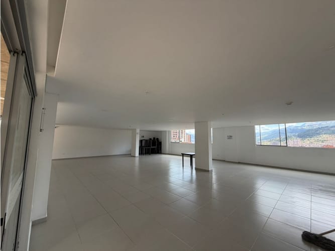 Apartamento de 3 alcobas en venta en Barrio Nuevo, Bello, 67 m² · foto 21 de 24