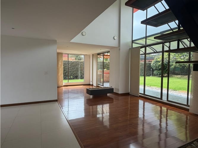 Casa de 3 alcobas en arriendo en Siberia, Cota, 247 m² · foto 4 de 24
