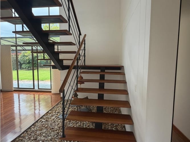 Casa de 3 alcobas en arriendo en Siberia, Cota, 247 m² · foto 5 de 24