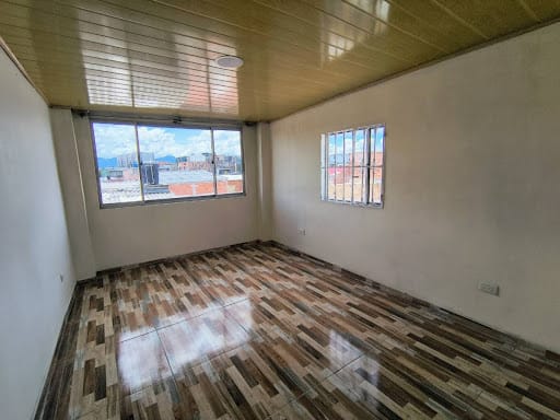 Apartamento de 3 alcobas en arriendo en Garces Navas, Bogotá, 50 m² · foto 2 de 14