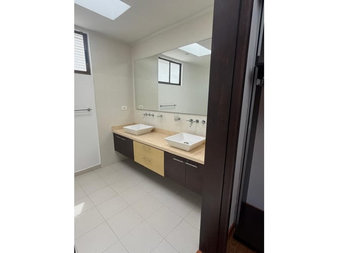 Casa de 3 alcobas en arriendo en Siberia, Cota, 247 m² · foto 22 de 24