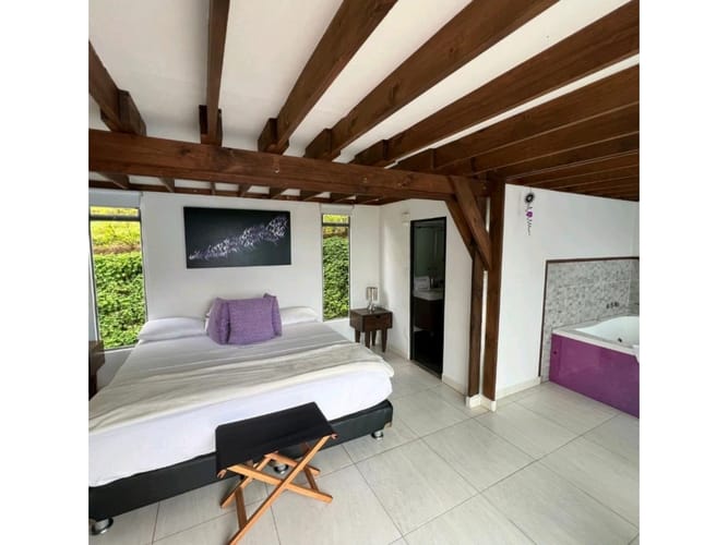 Casa de 6 alcobas en venta en Cerritos, Pereira, 1000 m² · foto 3 de 15