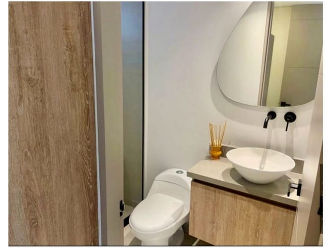 Apartamento de 5 alcobas en venta en El Tesoro, Medellín, 357 m² · foto 4 de 12