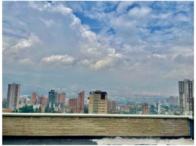Apartamento de 5 alcobas en venta en El Tesoro, Medellín, 357 m² · foto 11 de 12